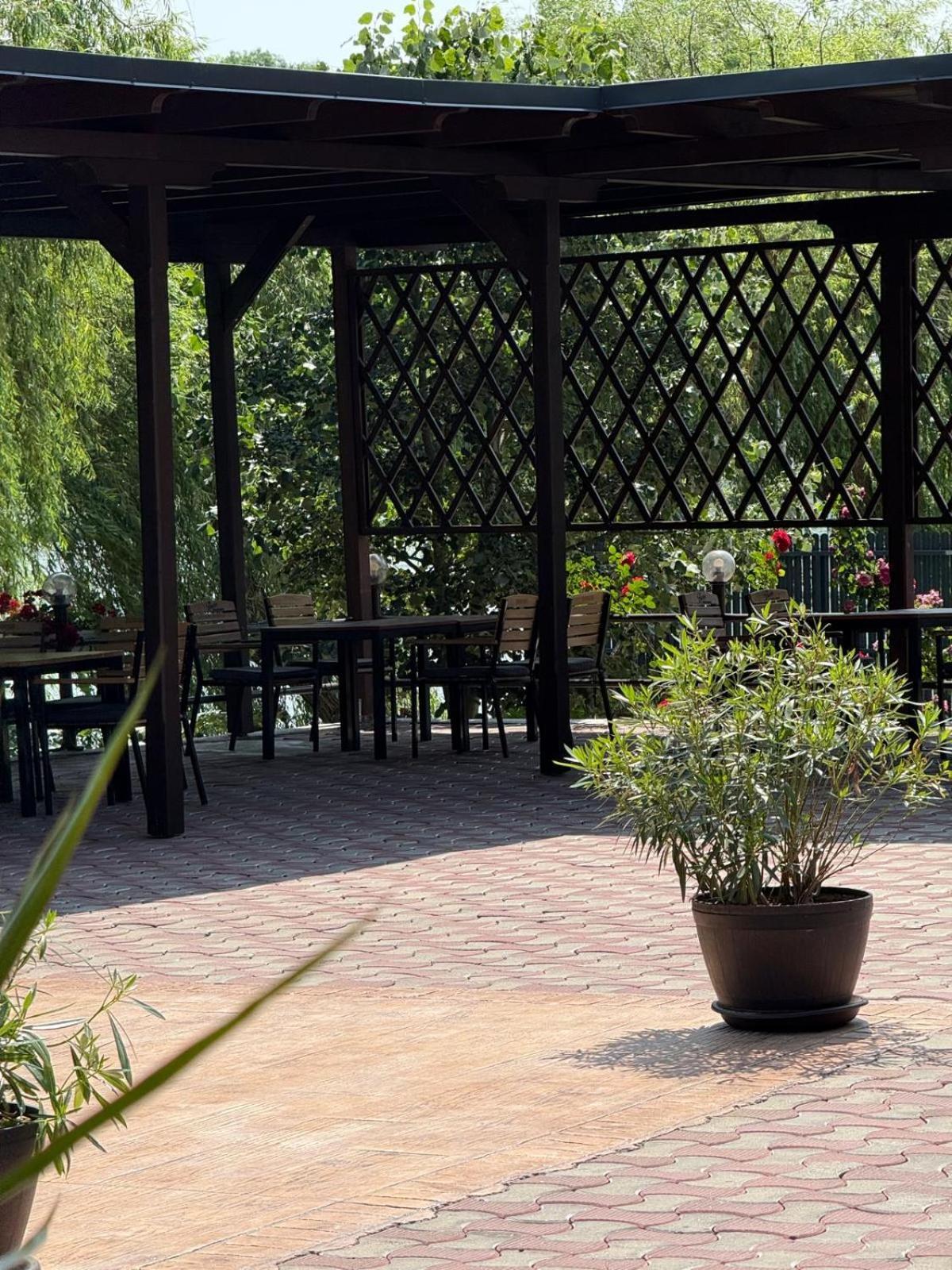 Hotel Ciric Iasi Exterior foto